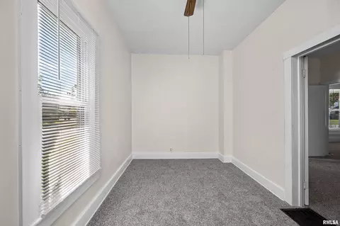 1565 29th Ave, Moline, IL 61265 photo 12