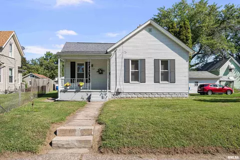 1565 29th Ave, Moline, IL 61265