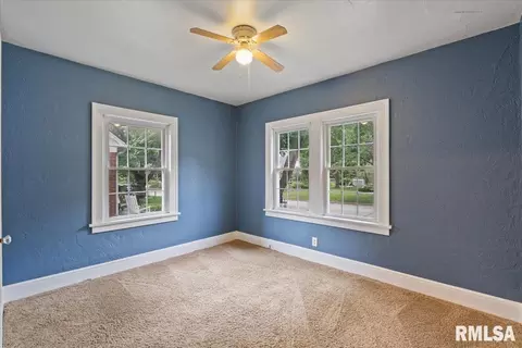 2218 11th Ave, Moline, IL 61265 photo 17