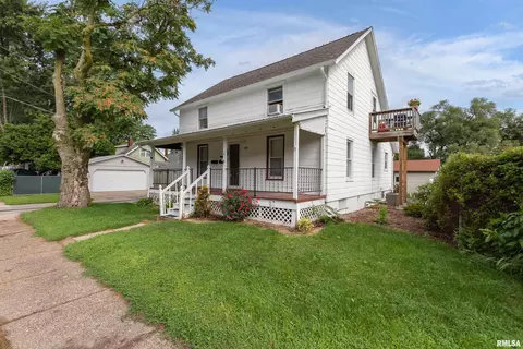 1515 25th Ave, Moline, IL 61265