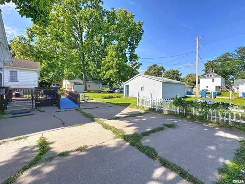 118 7th St, Silvis, IL 61282 photo 21