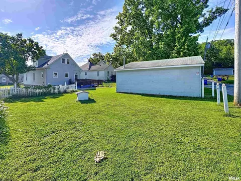 118 7th St, Silvis, IL 61282 photo 22