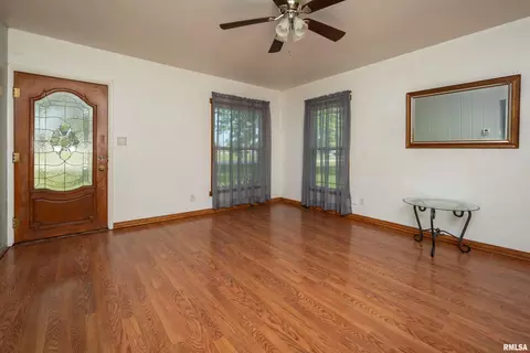 111 E 2nd St, Coal Valley, IL 61240 photo 8