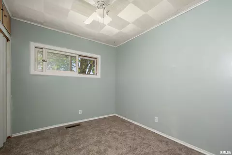 111 E 2nd St, Coal Valley, IL 61240 photo 24