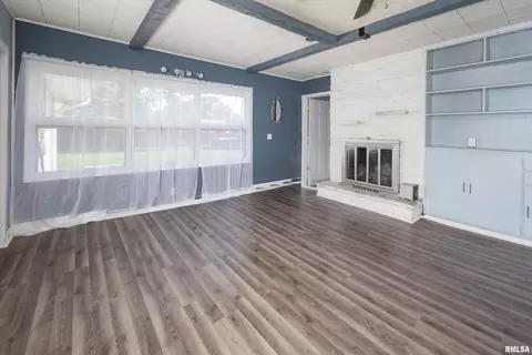 111 E 2nd St, Coal Valley, IL 61240 photo 15