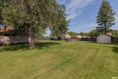 111 E 2nd St, Coal Valley, IL 61240 photo 30