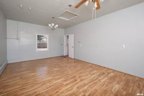111 E 2nd St, Coal Valley, IL 61240 photo 18