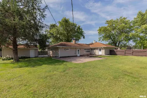 111 E 2nd St, Coal Valley, IL 61240 photo 31