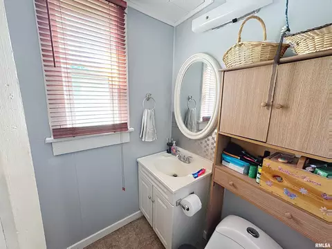 1815 17th Ave, Moline, IL 61265 photo 11
