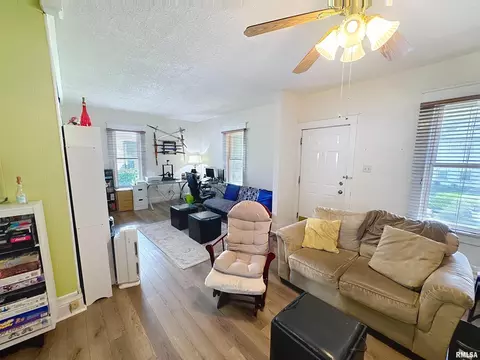 1815 17th Ave, Moline, IL 61265 photo 6