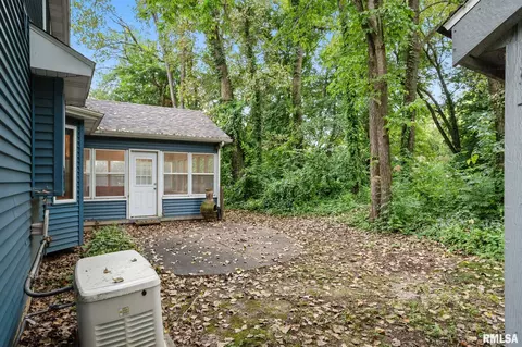 301 E 11th Ave, Coal Valley, IL 61240 photo 35