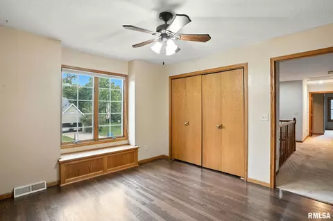 301 E 11th Ave, Coal Valley, IL 61240 photo 23