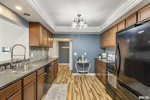 4223 18th Ave, Moline, IL 61265 photo 9