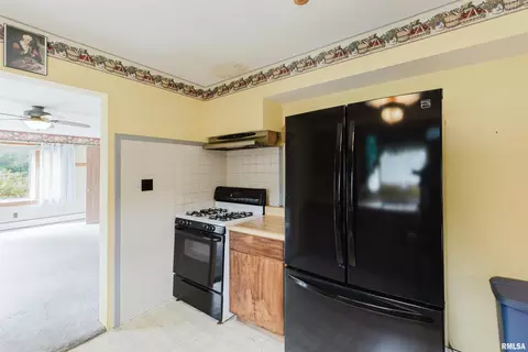 206 Hunter St, Marion, IL 62959 photo 7