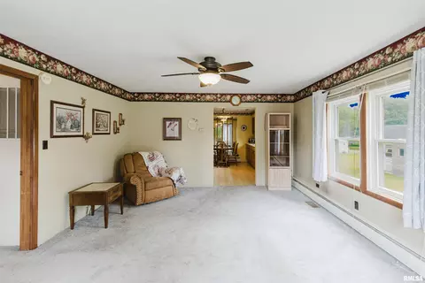 206 Hunter St, Marion, IL 62959 photo 4