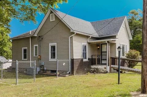 206 Hunter St, Marion, IL 62959 photo 2