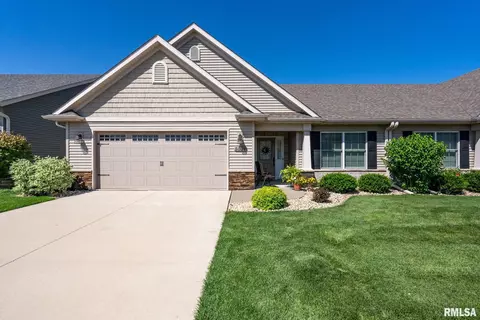 5574 Cavan Xing, Bettendorf, IA 52722