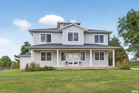 20830 270th St, Eldridge, IA 52748