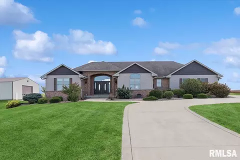2323 270th St, Grand Mound, IA 52751