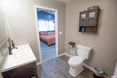 1804 15th St, Viola, IL 61486 photo 20