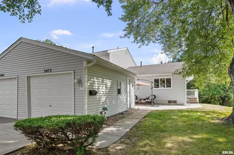 3472 Cedarview Ct, Bettendorf, IA 52722