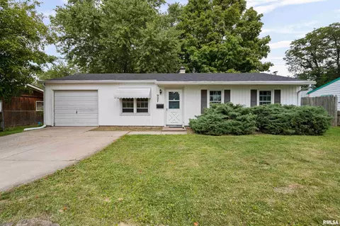 927 35th Ave, East Moline, IL 61244