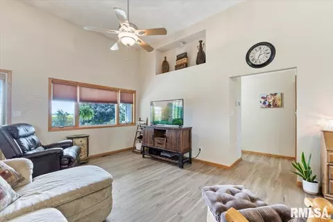 80 Smit Rd, Prophetstown, IL 61277 photo 8