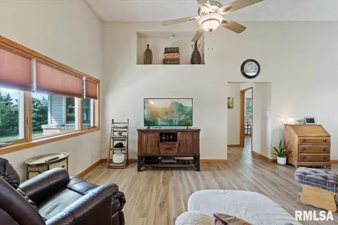 80 Smit Rd, Prophetstown, IL 61277 photo 9