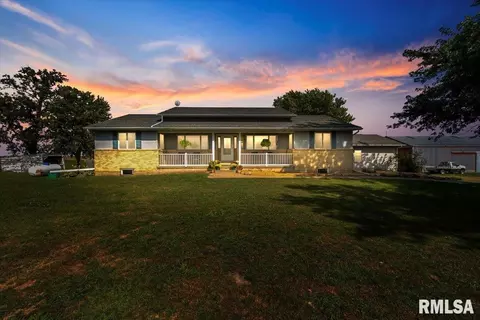 80 Smit Rd, Prophetstown, IL 61277