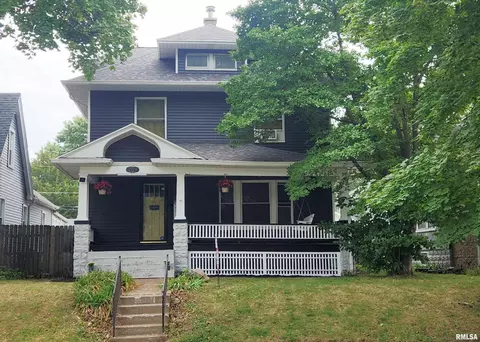 2723 Pershing Ave, Davenport, IA 52803