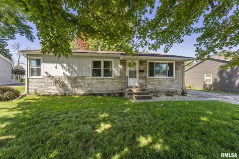 2012 N Ohio Ave, Davenport, IA 52804