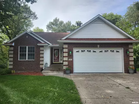 Exterior - 601 Cherry Ct, Colona, IL 61241 photo 1 of 6
