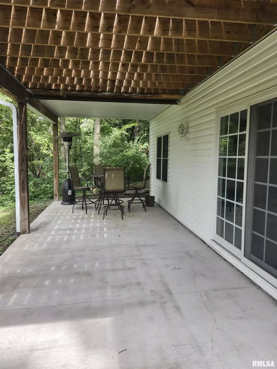 Exterior - 601 Cherry Ct, Colona, IL 61241 photo 2 of 6