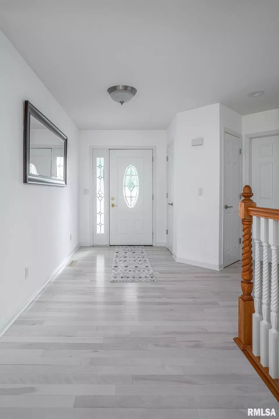 Entry Way - 601 Cherry Ct, Colona, IL 61241 photo 1 of 1