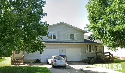 2717-2719 W 34th St, Davenport, IA 52806