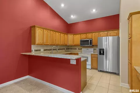 1105 18th Ave, Silvis, IL 61282 photo 9
