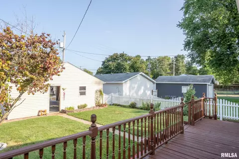 2370 31st St, Moline, IL 61265 photo 26