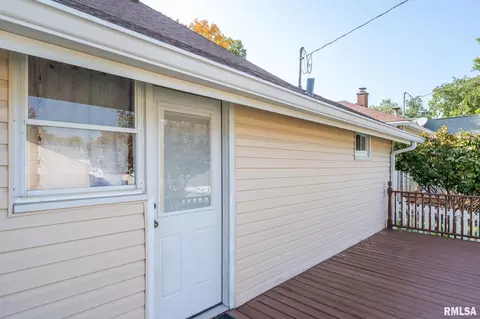 2370 31st St, Moline, IL 61265 photo 25