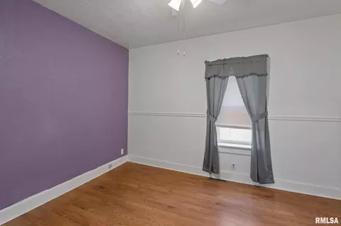 2370 31st St, Moline, IL 61265 photo 15
