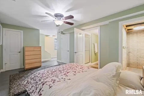 555 25th Ave, Moline, IL 61265 photo 34