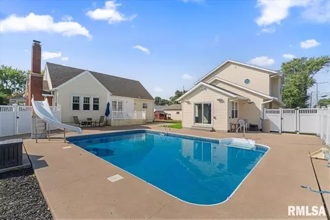 555 25th Ave, Moline, IL 61265 photo 40
