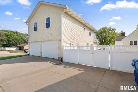 555 25th Ave, Moline, IL 61265 photo 8
