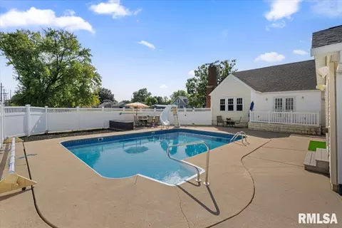 555 25th Ave, Moline, IL 61265 photo 39