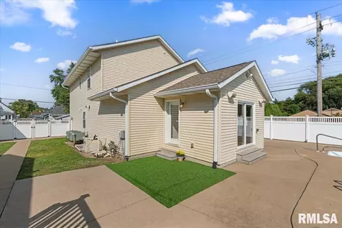 555 25th Ave, Moline, IL 61265 photo 11