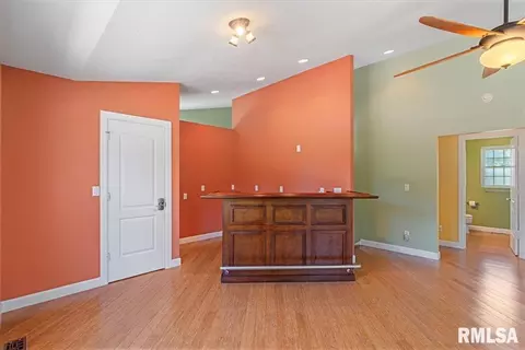 555 25th Ave, Moline, IL 61265 photo 30