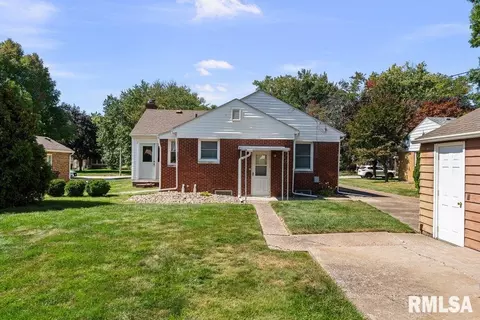 1870 25th Avenue Ct, Moline, IL 61265 photo 3