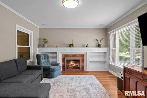 1870 25th Avenue Ct, Moline, IL 61265 photo 5