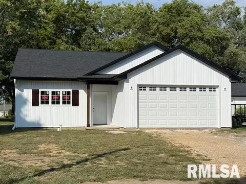 1323 5th Ave, Dewitt, IA 52742