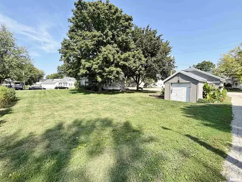 228 E Locust St, Geneseo, IL 61254 photo 7