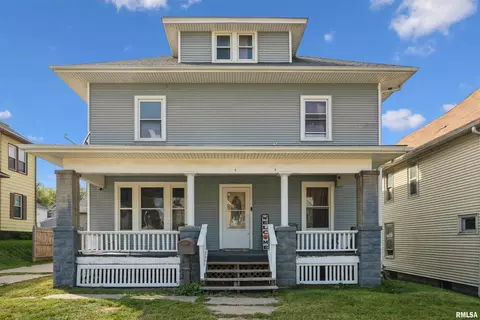 130 9th St, Silvis, IL 61282